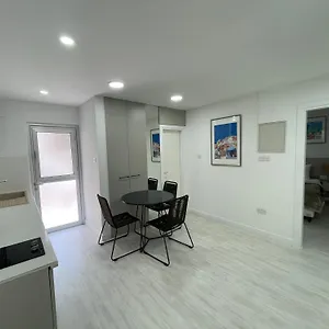 Levante מלון דירות
