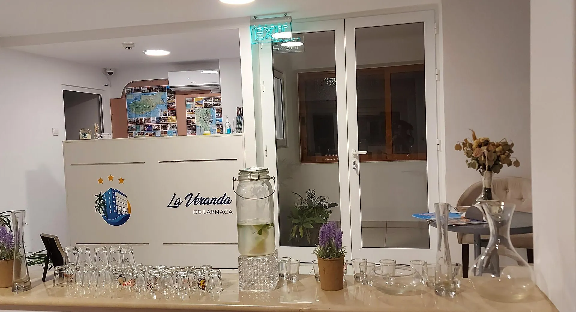La Veranda Hotel Lárnaca 3*,